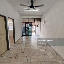 Newly Painted Single Storey Terrace Town Area Taman Ria Jaya For Rent