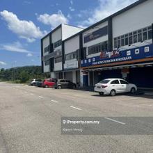 Bandar Indahpura Jalan Kiambang Shoplot For Sale
