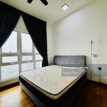 Walking Distance to Ciq / Jb Sentral, Master room for rent
