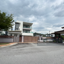 3sty corner lift Wira mutiara Bandar sungai long Bungalow for Sale