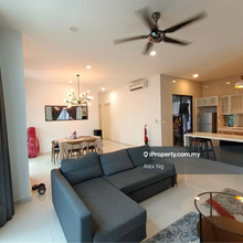 Walking Distance To KLCC Near Pavilion Bukit Bintang LRT & MRT Station