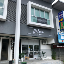 Ground floor shop for rent