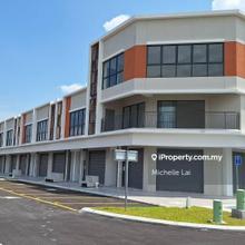 Uptown Square Rimbayu Corner lot for rent Facing Lotus & Mc Donald