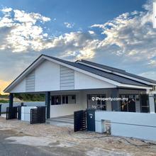 Semi-D house for Sale