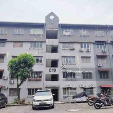 Putra Permai Block C Apartment - Seri Kembangan, Selangor