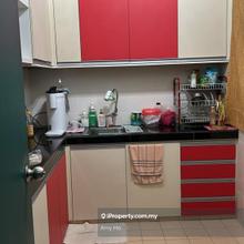 Well kept unit easy access freehold good location good neighborhood 