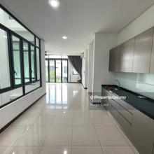 End Lot with More Privacy, Come with Private Yard Area, Freehold