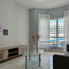 Nice and very good unit condition, 3bedrooms, viewing anytime,just ws 