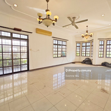 Majidee  2.5 Storey Bungalow House