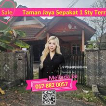 Senai Taman Jaya Sepakat Beautiful 1 Storey Terrace with Land 3bed