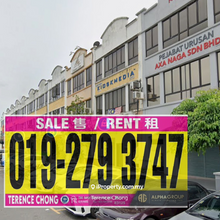 Facing Main Road 3 sty Shop Office at Taman Damai Utama for Sale