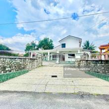 Corner, open facing Banglo 2-tingkat Senawang