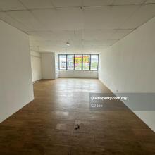 Ample parking space, convenient location