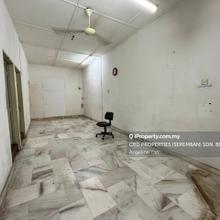 Terrace house for Sale