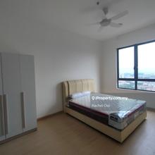 Mrt fully furnished master room with bathroom