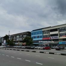 Pekan Baru 4 Storey Shoplot Facing Mainroad For Sale