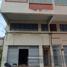 Ipoh Town 2.5 Storey Shop For Sale 