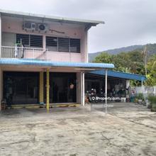 Double terrace , taman lumba kuda, 3300sf
