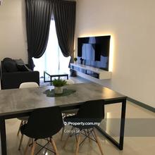 Cozy unit near to Office ,Retail hub and LRT station 