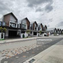 Jade Hills Blossom Spring Double Storey Superlink for rent 
