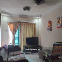 Vista Pinggiran Apartment for Sale