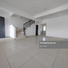 Facing Empty 2 Storey Terrace @ Sari Alamanda 2, Rawang