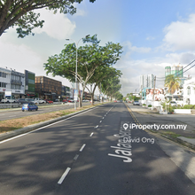 Taman pelangi commercial title bangalow (main road) for rent