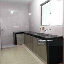 Aman Heights Condominium Freehold Renovated For Sale