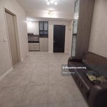 Beautiful 1 Room unit come with Wallpaper