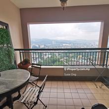 A well kept 3 bedrooms high floor  and minutes to lrt station