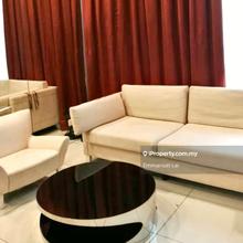 Uptown Residence High Floor Well Kept Move In Condition