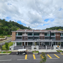 Terrace house for Sale
