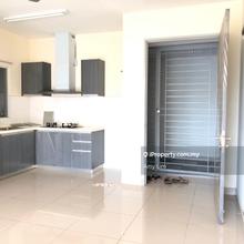 Puchong Koi Boulevard Blok E P/F walk to Koi Tropika Well kept 