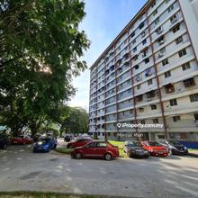 Freehold Low Floor with 24 Hours Security