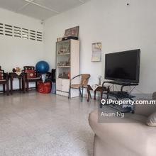 1 Storey Terrace House @ Lucky Garden with Kitchen Extended