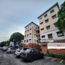 Good Cond Nr Staircase 1st Floor Corner Lot Flat @ Bukit Tinggi Klang