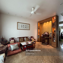Three Storey Terrace House Fully Renovated At Permai Garden