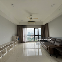 Golf view 3 bedrooms available now!