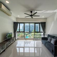Fully furniture 2 room service apartment at iskandar residence medini