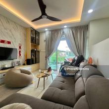 Taman Kempas Utama, 2.5 Storey Cluster House Corner lot for Sale