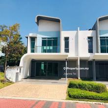 Terrace house for Sale