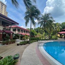 Short Walk to MRT Best Price Villa Resort Serenity Quiet Homey