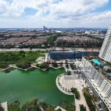 Lake view unit for rent!