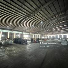 Warehouse For Rent in North Port