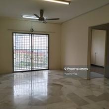 Prime location Tip top ready to stay condition Walking Distance to LRT