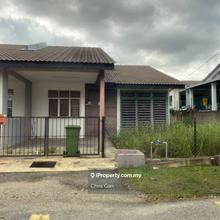 Gambang jaya single Semi-D house for Rent