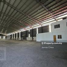 Port Klang Telok Gonf detached factory with ccc with big empty land