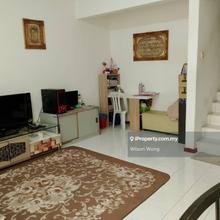 Taman kajang perdana 2 storey townhouse, below market, good condition
