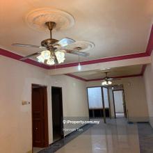 Low floor unit for rent!