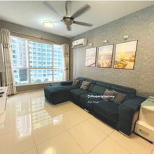 I-Santorini Fully Furnished 2 Carpark Unit Tanjung Tokong Strait Quay